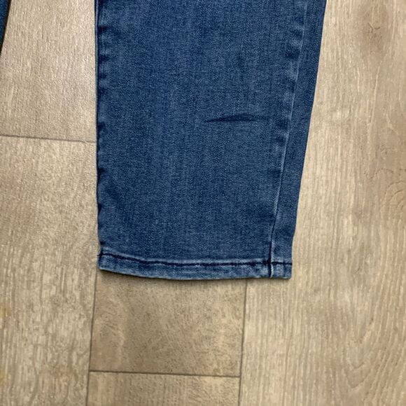 NYDJ Madison Ami Skinny Sure Stretch Lift Tuck Technology Distressed‎ Jeans - Picture 4 of 9